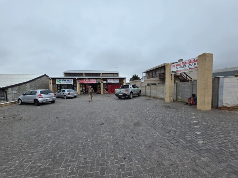 Commercial Property for Sale in Wavecrest Eastern Cape